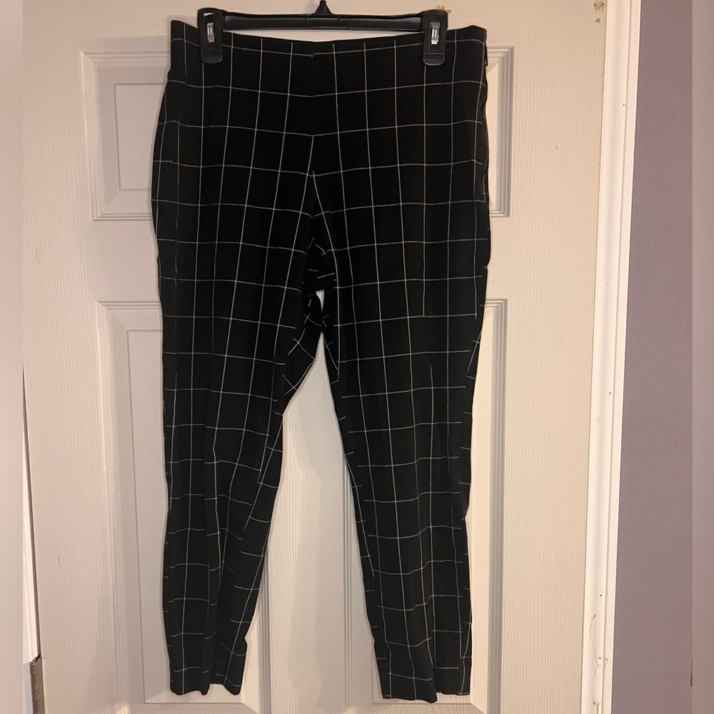 Black business casual pants
